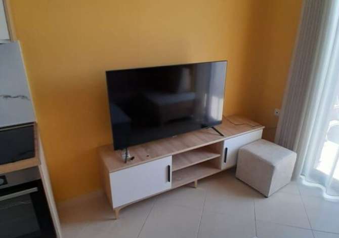 Shtepi me qera 2+1 ne Tirane - 550 Euro