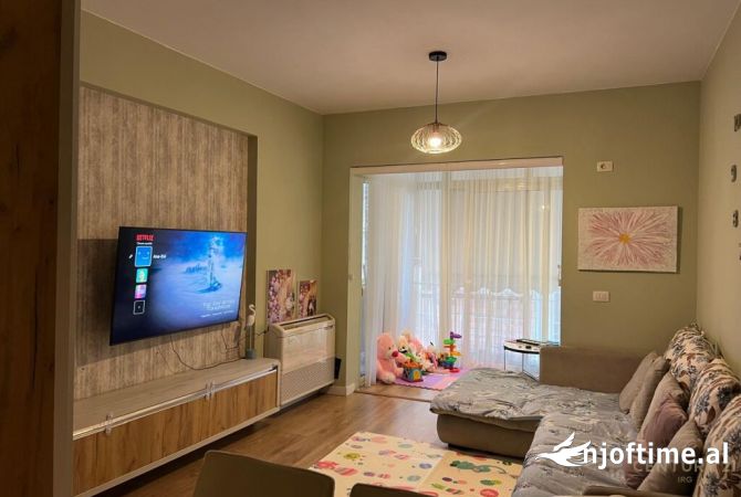 Shtepi ne shitje 1+1 ne Tirane - 122,000 Euro
