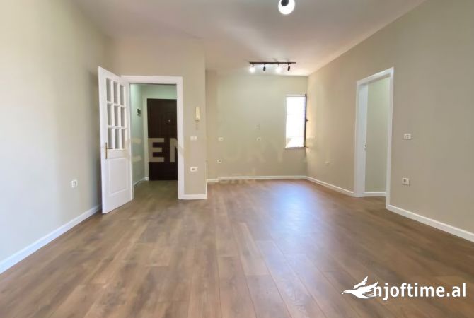 Shtepi ne shitje 2+1 ne Tirane - 185,000 Euro