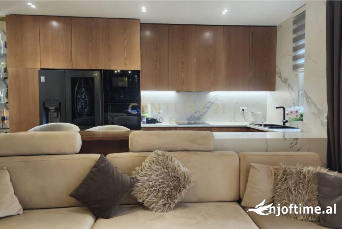 Shtepi ne shitje 3+1 ne Durres - 420,000 Euro