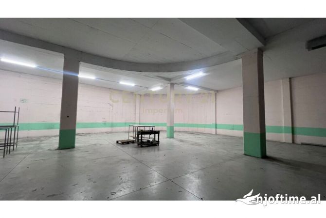 Ambient biznesi me qera 6+1 ne Tirane - 4,000 Euro