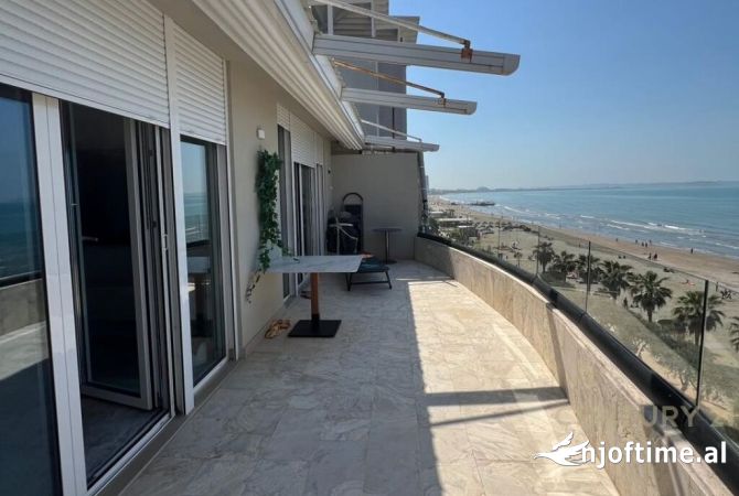 Shtepi ne shitje Apartament ne Durres, 2+1, Mobilimi E mobiluar, Pagesa 305,000  Euro.