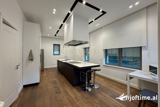 Shtepi ne shitje 4+1 ne Tirane - 2,300,000 Euro