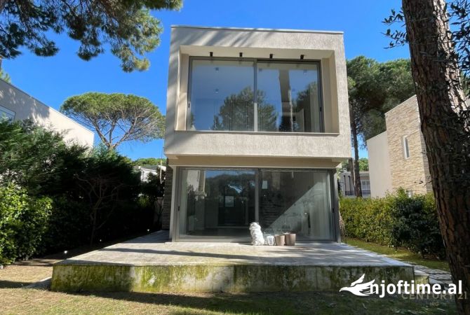 Shtepi ne shitje 3+1 ne Durres - 700,000 Euro