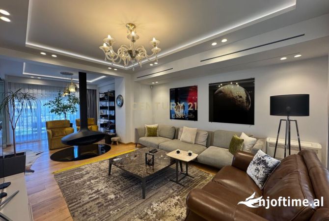 Shtepi me qera 3+1 ne Tirane - 3,500 Euro