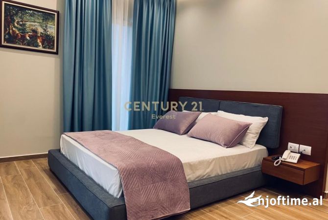 Ambient biznesi ne shitje 5+1 ne Sarande - 4,500,000 Euro