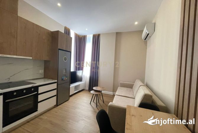 Business Property in Sale 5+1 in Durres - 1,150,000 Euro