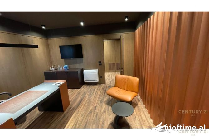 Ambient biznesi me qera 3+1 ne Tirane - 2,500 Euro