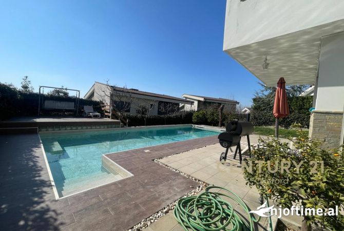 Shtepi me qera 3+1 ne Tirane - 3,150 Euro