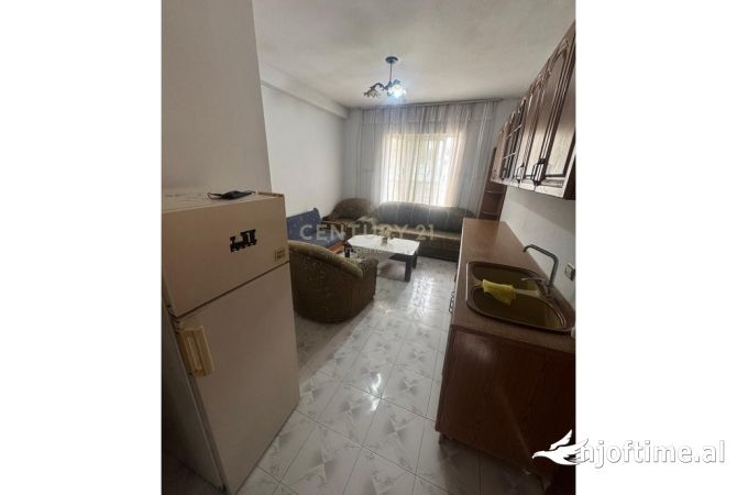 Shtepi me qera 1+1 ne Tirane - 400 Euro