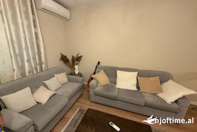 Shtepi me qera 2+1 ne Tirane - 850 Euro