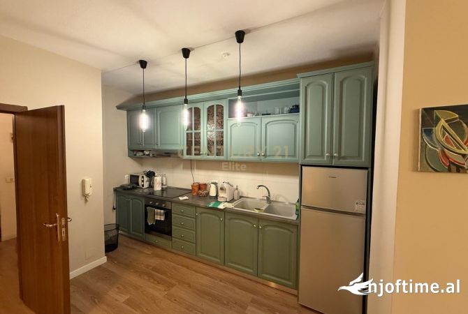 Shtepi me qera 2+1 ne Tirane - 850 Euro