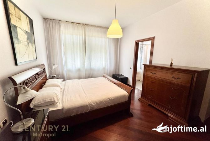 House for Rent 2+1 in Tirana - 1,300 Euro