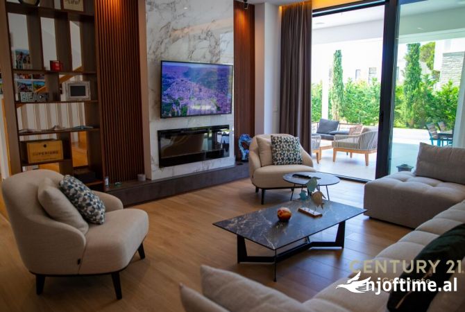 Shtepi ne shitje 4+1 ne Durres - 1,200,000 Euro
