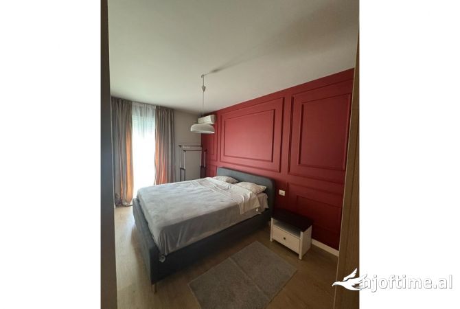 Shtepi me qera Apartament ne Tirane, 1+1, Mobilimi E mobiluar, Pagesa 900  Euro.