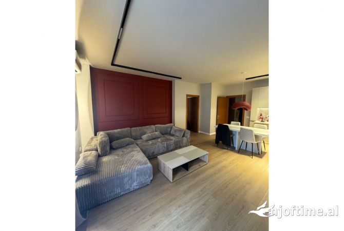 Shtepi me qera 1+1 ne Tirane - 900 Euro