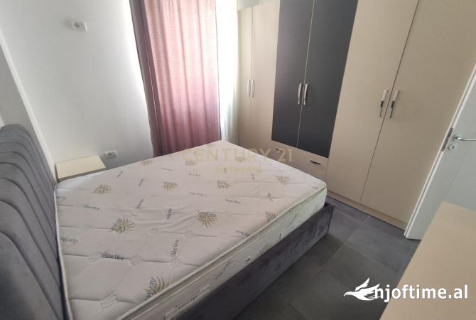 Shtepi me qera 2+1 ne Tirane - 400 Euro
