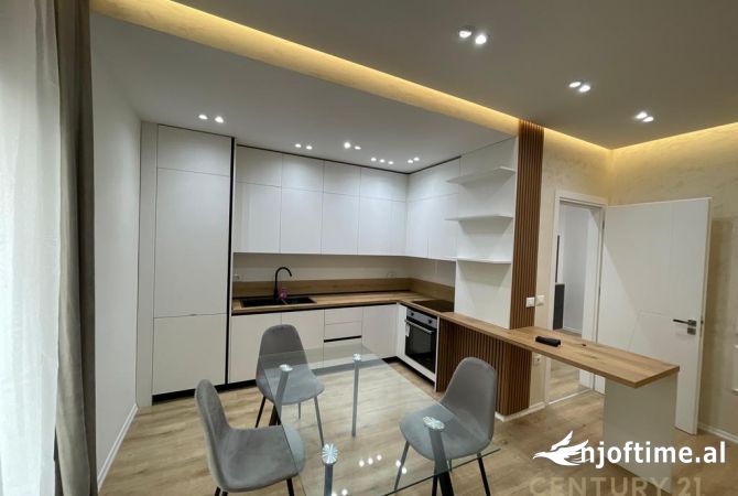 Shtepi me qera 3+1 ne Tirane - 800 Euro