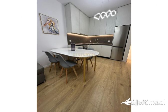 Shtepi me qera 2+1 ne Tirane - 550 Euro