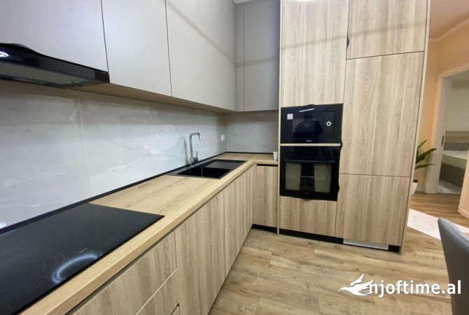 Shtepi me qera 1+1 ne Tirane - 1,000 Euro