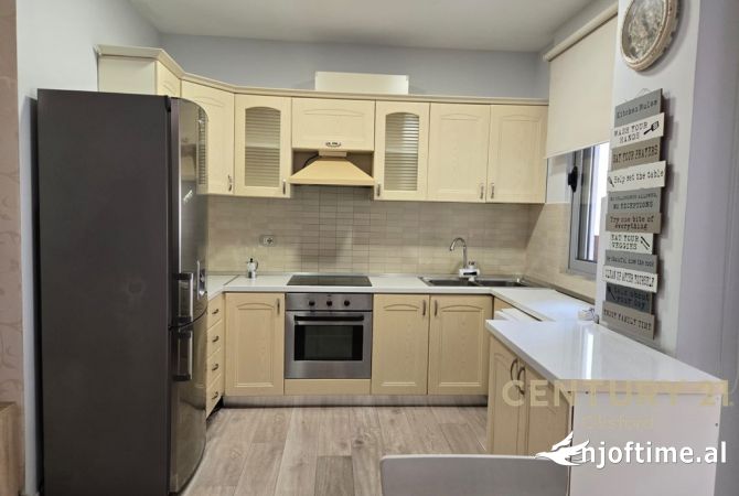 Shtepi me qera 2+1 ne Tirane - 750 Euro