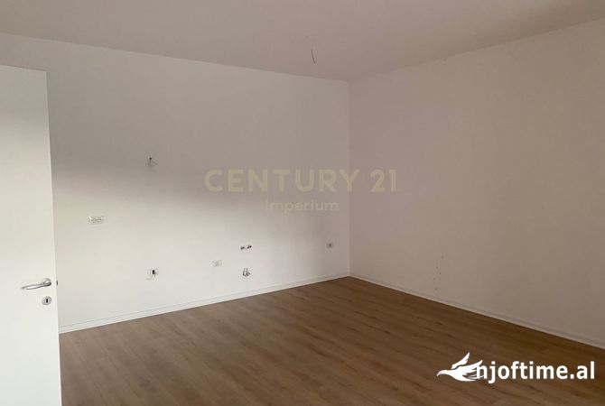 Shtepi ne shitje 2+1 ne Tirane - 162,000 Euro