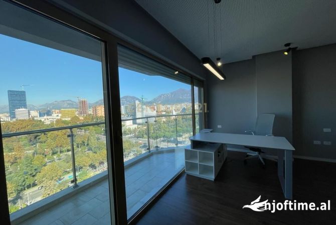 AMBIENT ZYRASH PER QIRA NE ZONEN E ISH BLLOKUT! 🏢