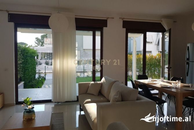 Shtepi me qera 3+1 ne Durres - 2,500 Euro