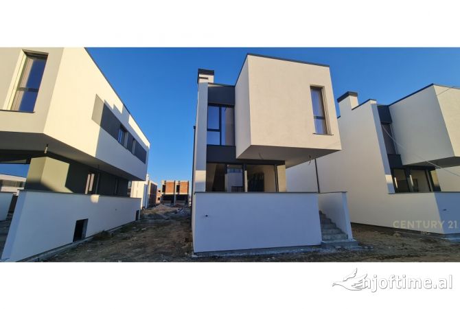 Shtepi ne shitje 3+1 ne Durres - 385,000 Euro