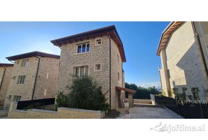 House for Sale 3+1 in Tirana - 950,000 Euro