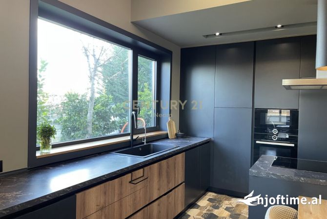 Shtepi ne shitje 5+1 ne Tirane - 1,320,000 Euro