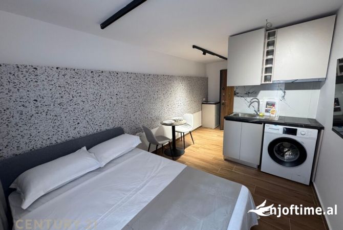 Apartment for sale in Tirana 4+1, Furnished