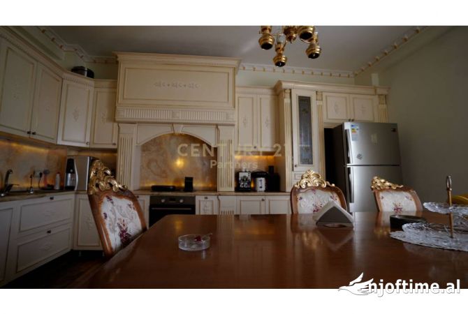 House for Sale 4+1 in Tirana - 900,000 Euro