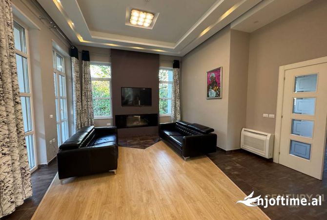 Casa in affitto 5+1 a Tirana - 5,000 Euro