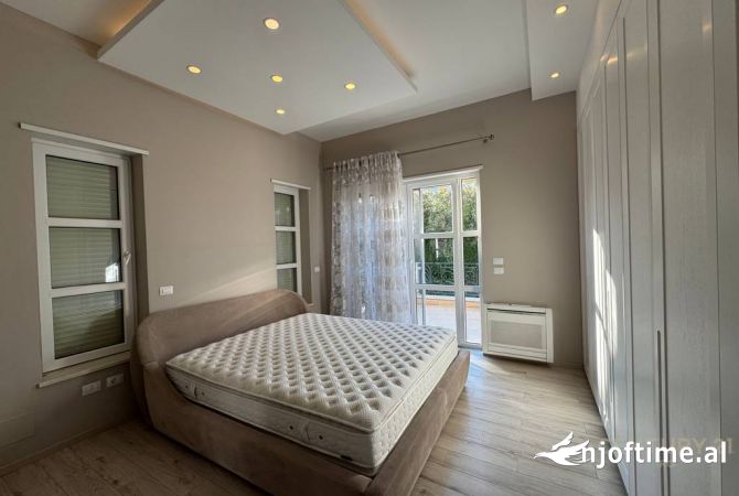 Luxury villas for rent in Tirana 5+1, Furnished