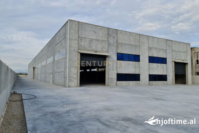 Ambient biznesi me qera 6+1 ne Tirane - 10,500 Euro