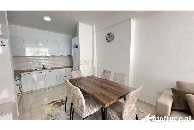 Shtepi me qera 2+1 ne Tirane - 450 Euro