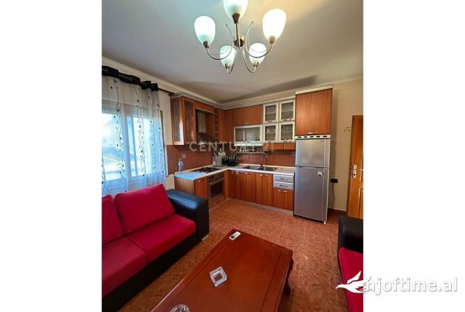 Shtepi me qera 2+1 ne Tirane - 45,000 Leke