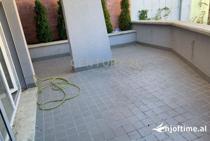Duplex (2 storey house) for sale in Tirana 2+1, Emty