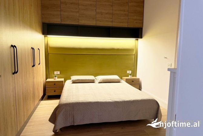Shtepi me qera 2+1 ne Tirane - 700 Euro