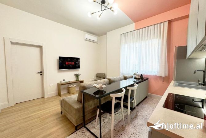 Shtepi me qera 2+1 ne Tirane - 700 Euro