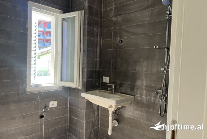 Shtepi ne shitje 1+1 ne Tirane - 90,000 Euro