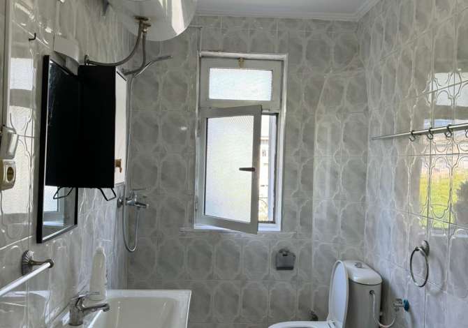 Shtepi me qera 2+1 ne Tirane - 700 Euro