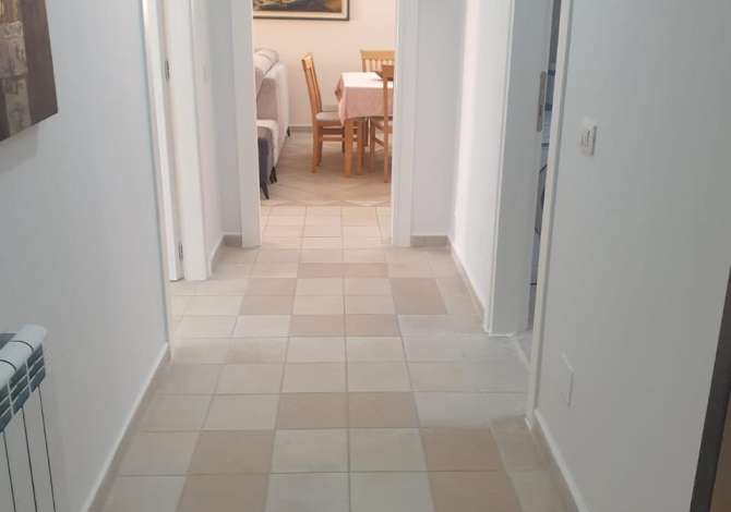 Shtepi me qera 2+1 ne Tirane - 700 Euro