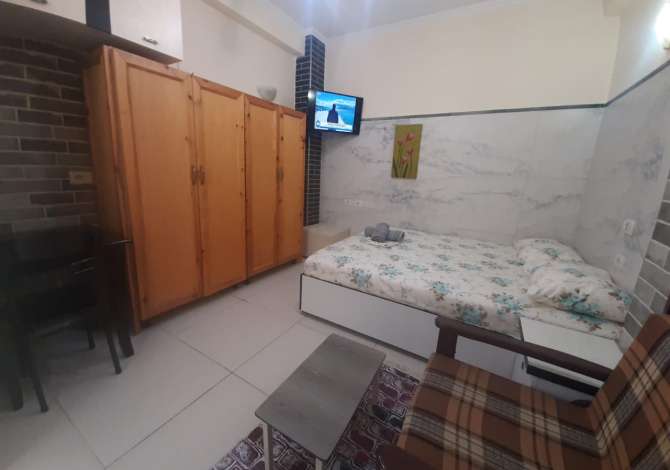 Shtepi me qera Garsoniere ne Tirane - 330 Euro