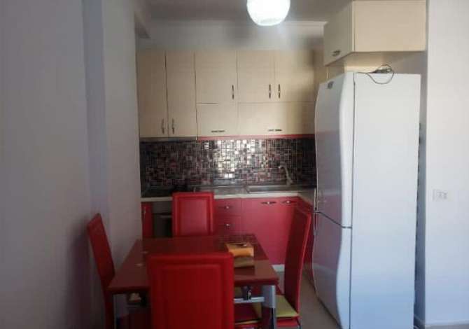 Shtepi me qera 1+1 ne Tirane - 450 Euro
