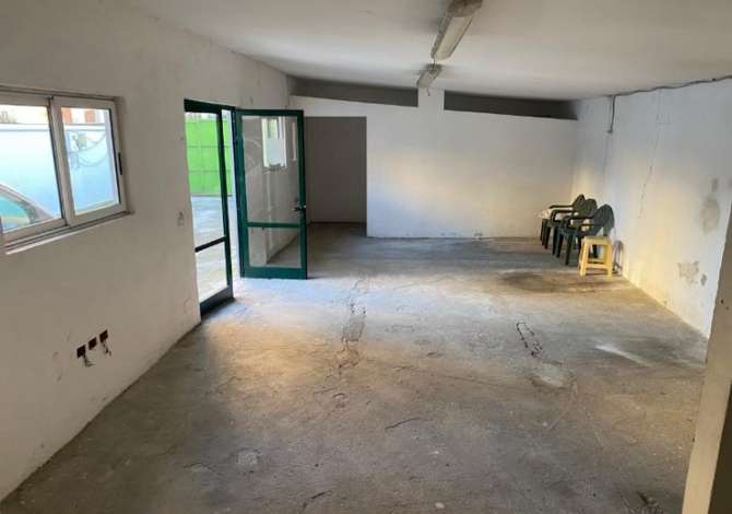 Ambient biznesi me qera 4+1 ne Tirane - 1,000 Euro