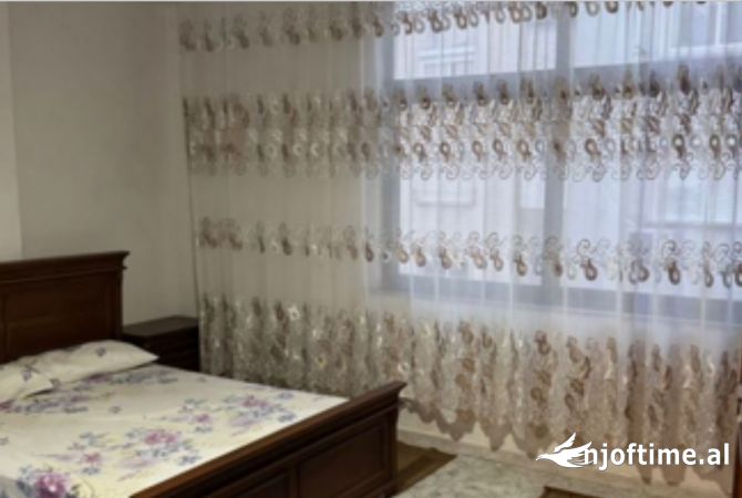 Shtepi me qera 2+1 ne Tirane - 600 Euro