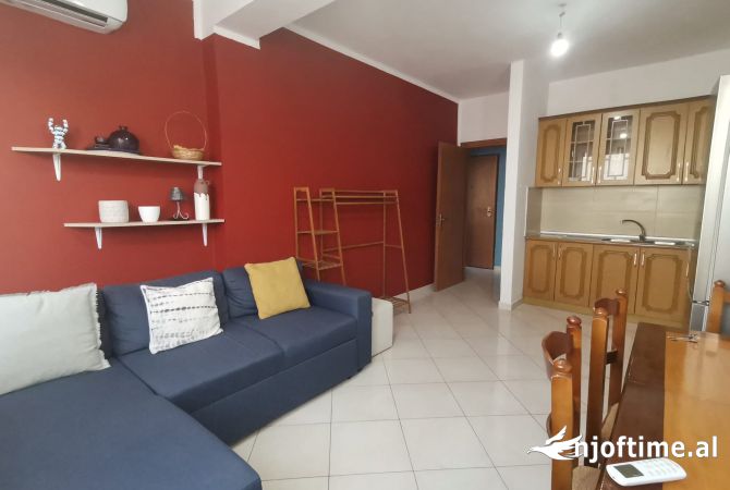 Shtepi me qera 1+1 ne Tirane - 400 Euro