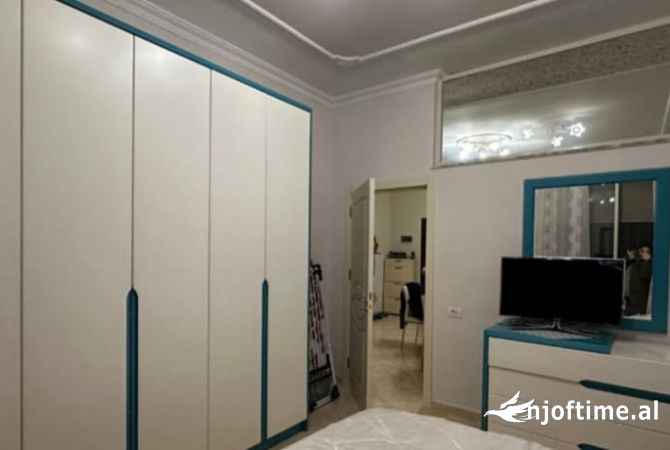 Shtepi me qera 1+1 ne Tirane - 380 Euro